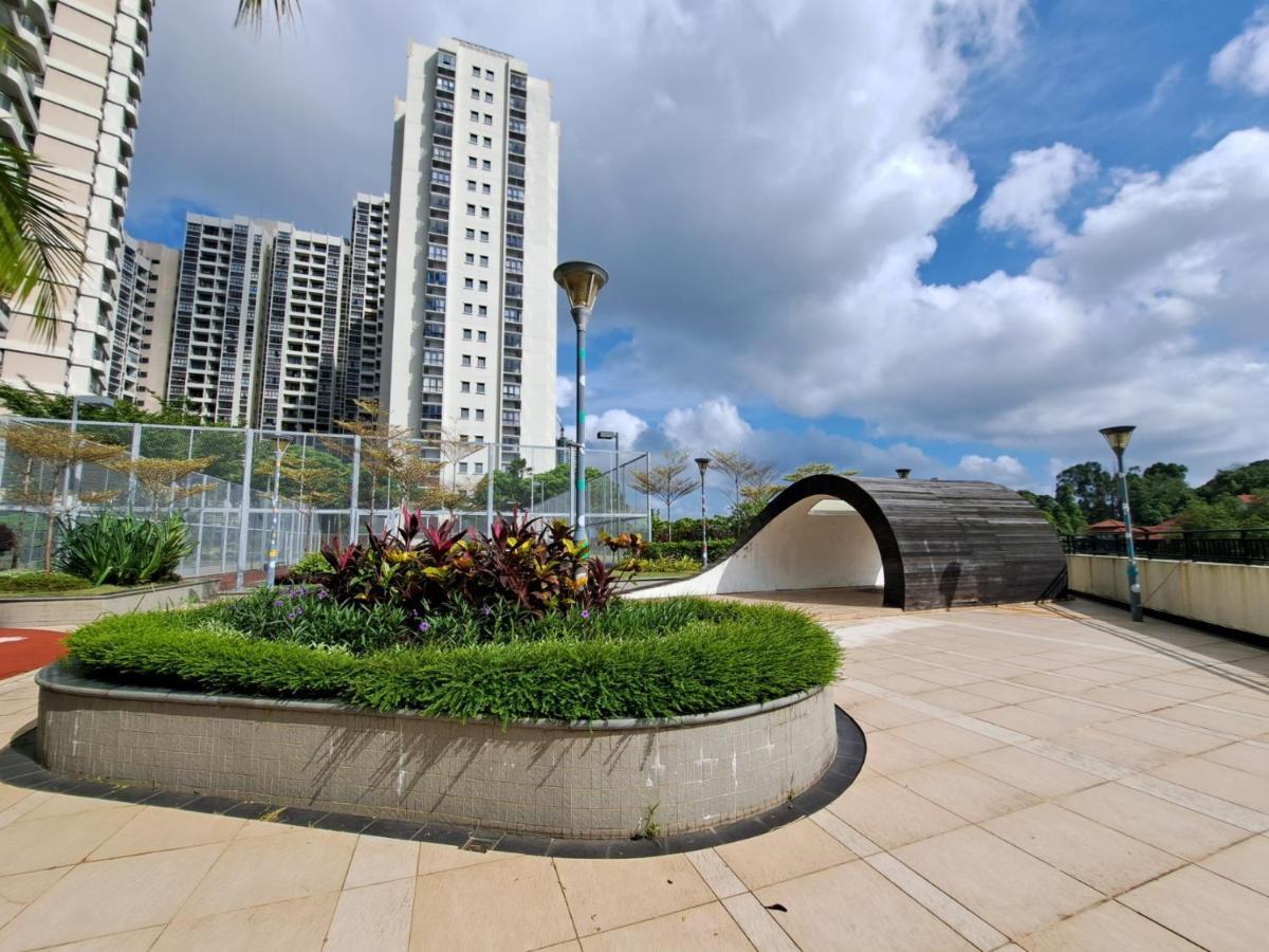 Cozy Home Country Garden At Dangabay Of Jb, Free Wifi And Streaming Johor Bahru Dış mekan fotoğraf